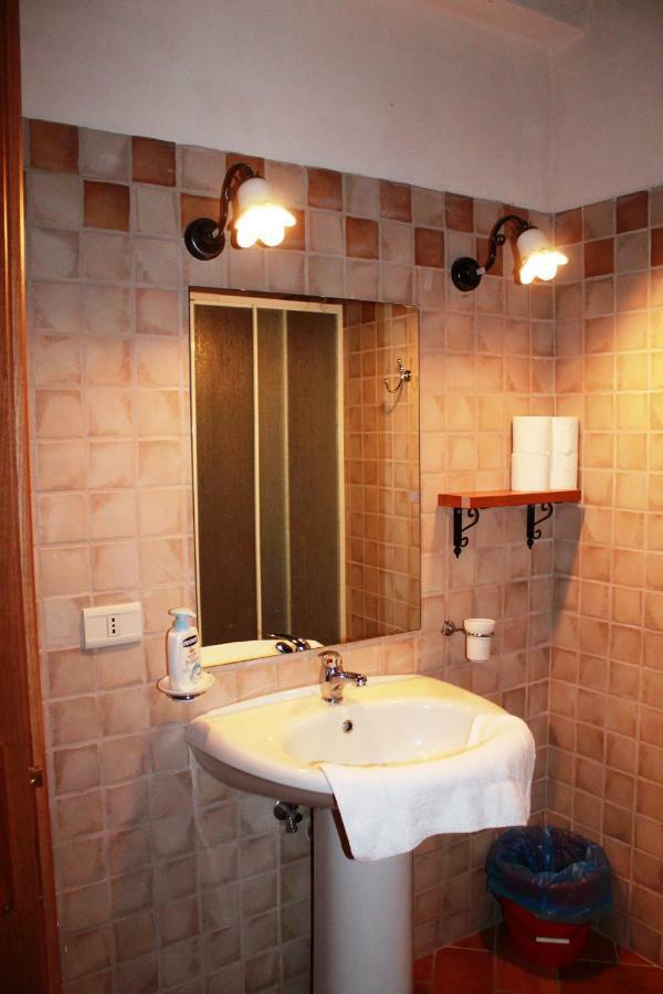 La Casa Del Calzolaio Hotel ราดิโกฟานี ภายนอก รูปภาพ